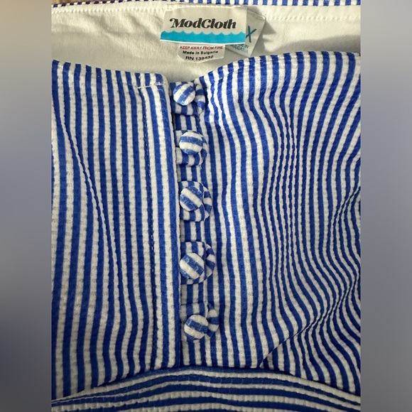 Mod cloth size 1X blue and white striped blouse - Picture 4 of 4
